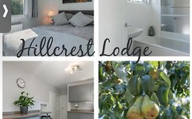 Hillcrest Lodge